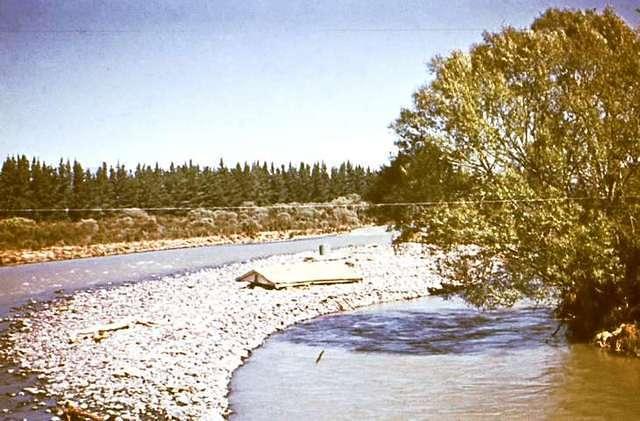 Tongariro River in flood