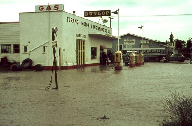 Tongariro River floods garage